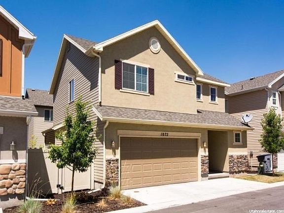 3rd image of 1072 W Stonehaven Dr
