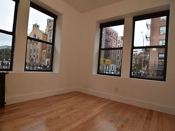 4th image of 611 W 180th St Unit 1