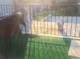 2368 37th St #3, Astoria, NY 11105