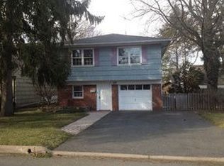 127 W Broad St, Bergenfield, NJ 07621
