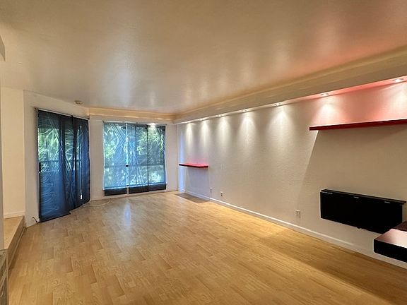 4th image of 1551 Southgate Ave APT 351