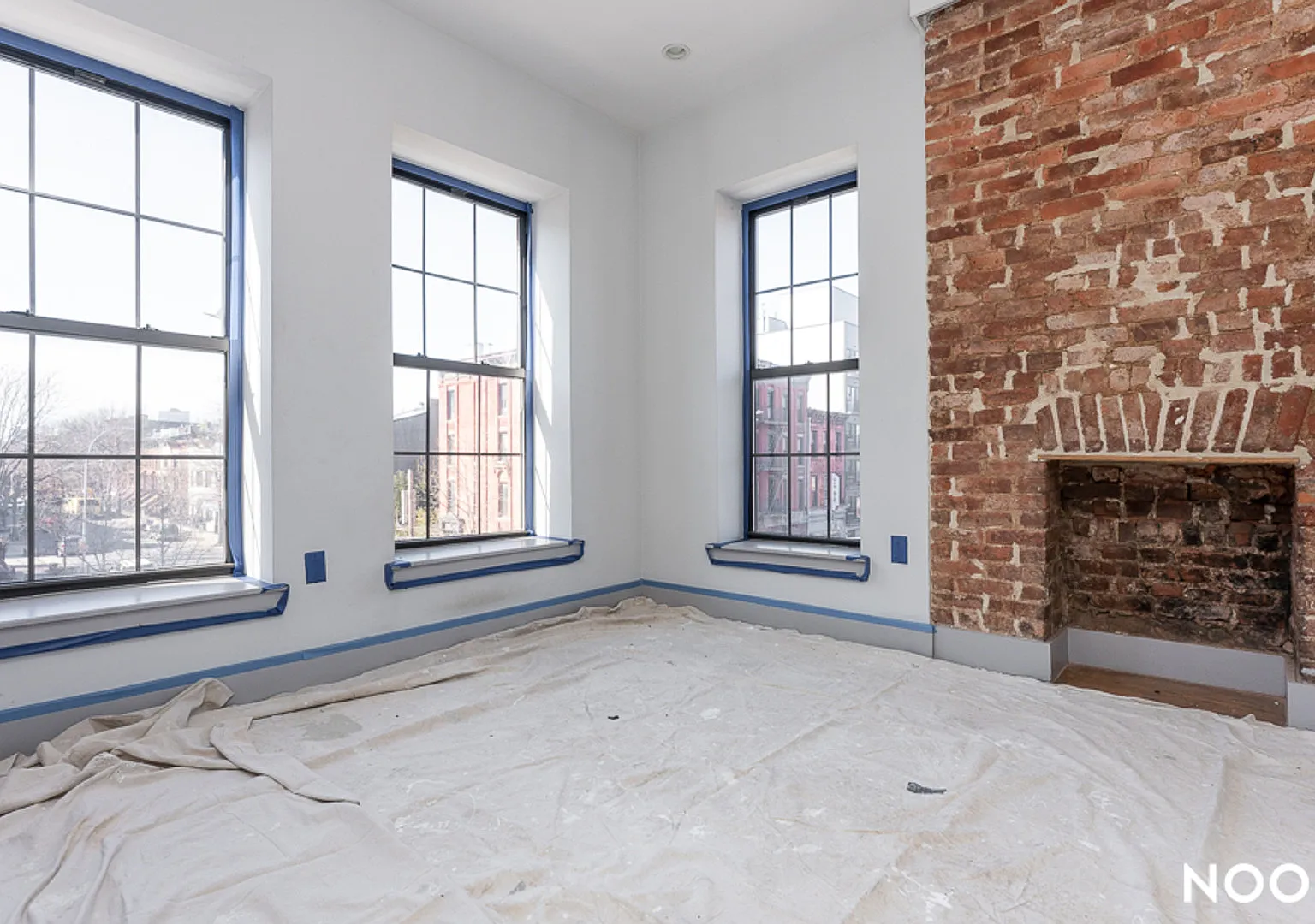 656 Hancock Street — Photo 4