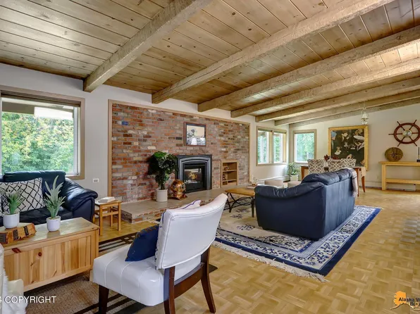 1835 Bootlegger Cove Dr, Anchorage, AK 99501