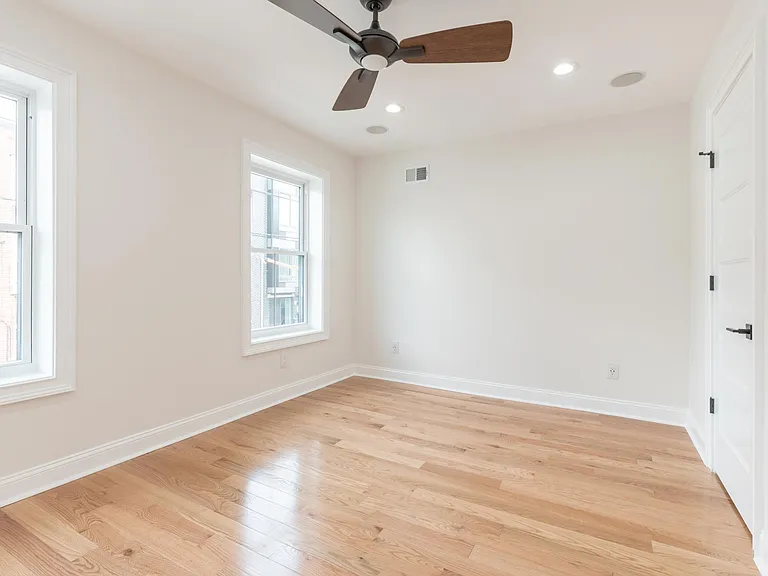 436 Manton St — Photo 27