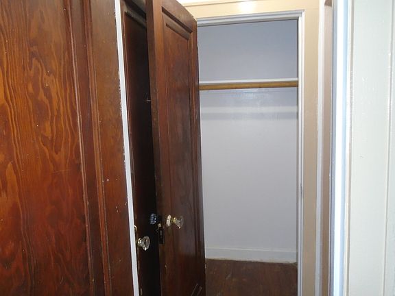 2nd image of 1427 N Humboldt St APT 14