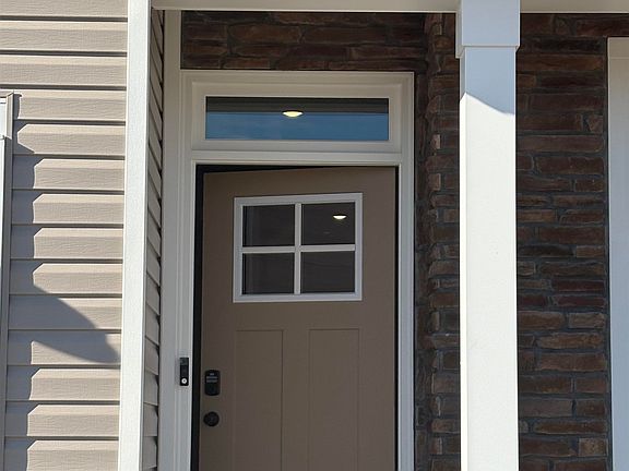 3rd image of 5086 Sunnycreek Dr
