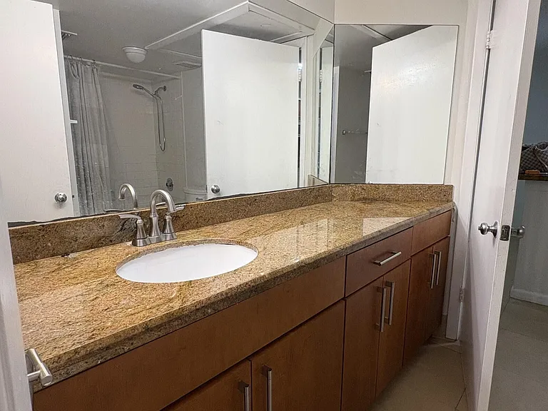 2841 N Oakland Forest Dr #107 — Photo 8