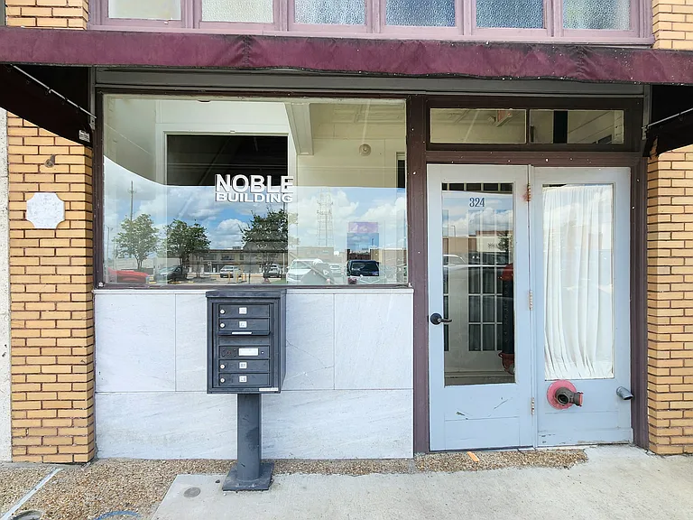 324 Pujo St #A — Photo 1
