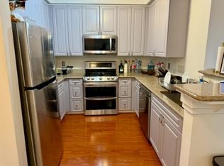 175 Cottage St APT 512, Chelsea, MA 02150