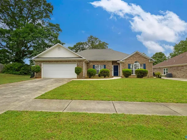 663 Gooch Ln, Madison, AL 35758