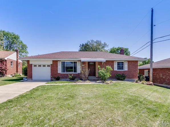 10102 Maryvale Ln, Saint Louis, MO 63123