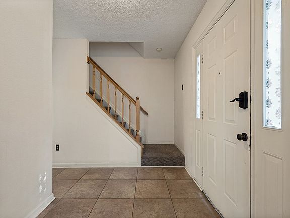 2nd image of 606 Berkley Dr