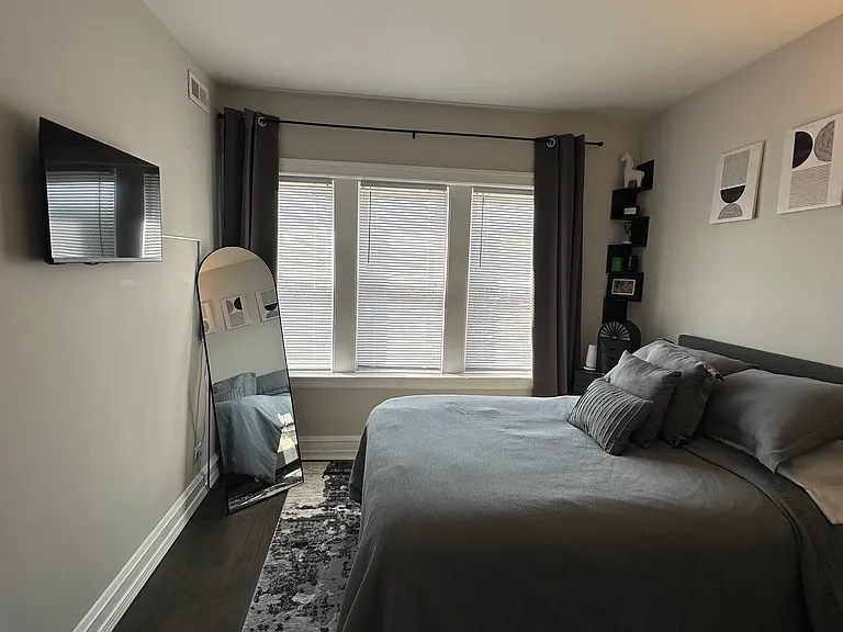 5549 N Lincoln Ave #2 — Photo 22