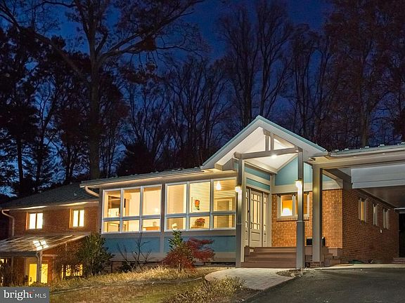 2nd image of 6416 Crosswoods Dr