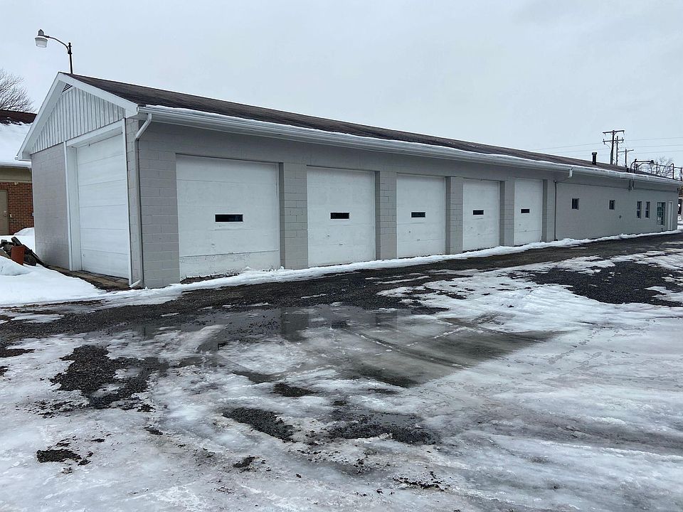 1st image of 8848 E Market St