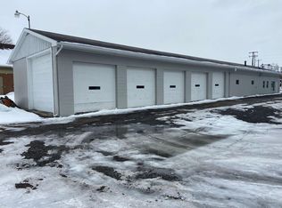 8848 E Market St, Warren, OH