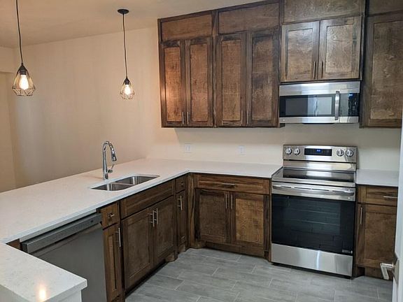 3rd image of 1003 E Highway St #43