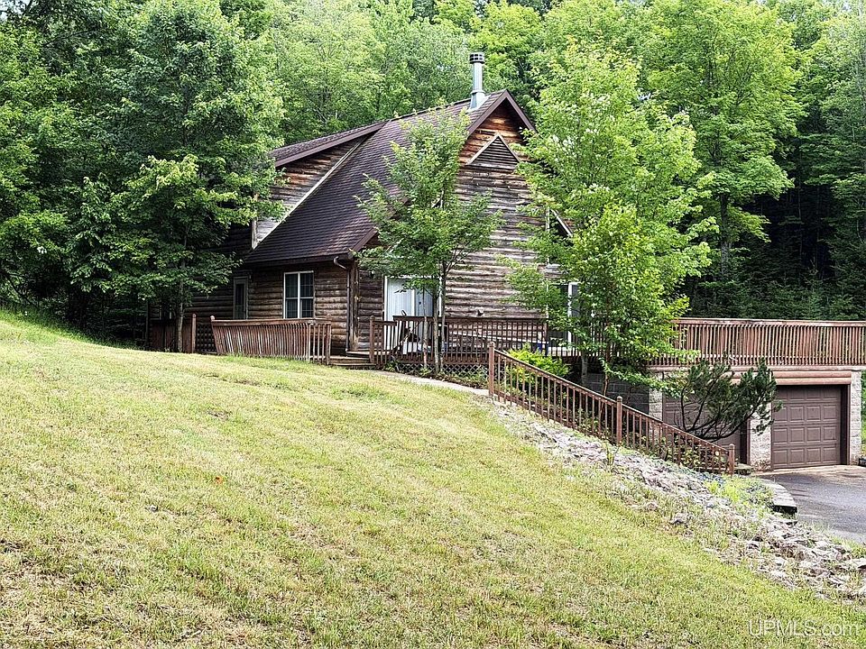1st image of 543 Maplewood Dr