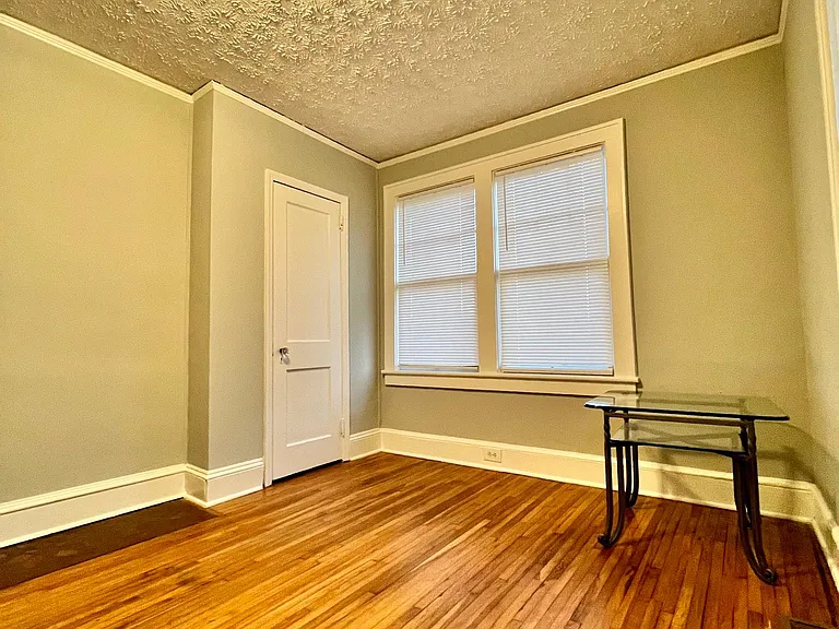 215 E Blue Ridge Dr — Photo 13