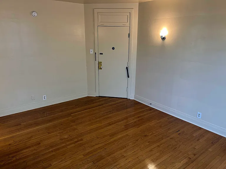 232 N Genesee St #300 — Photo 2