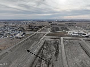 5721 Davies Dr, Bismarck, ND 58503