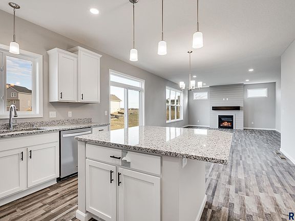 5th image of 5104 E Hosta Cir