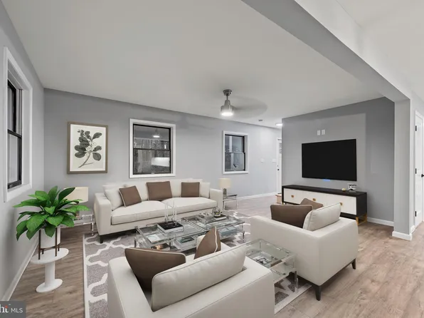 152 Turkey Ridge Dr, Kunkletown, PA 18058