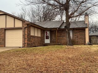 1832 S Griffith St, Wichita, KS 67207