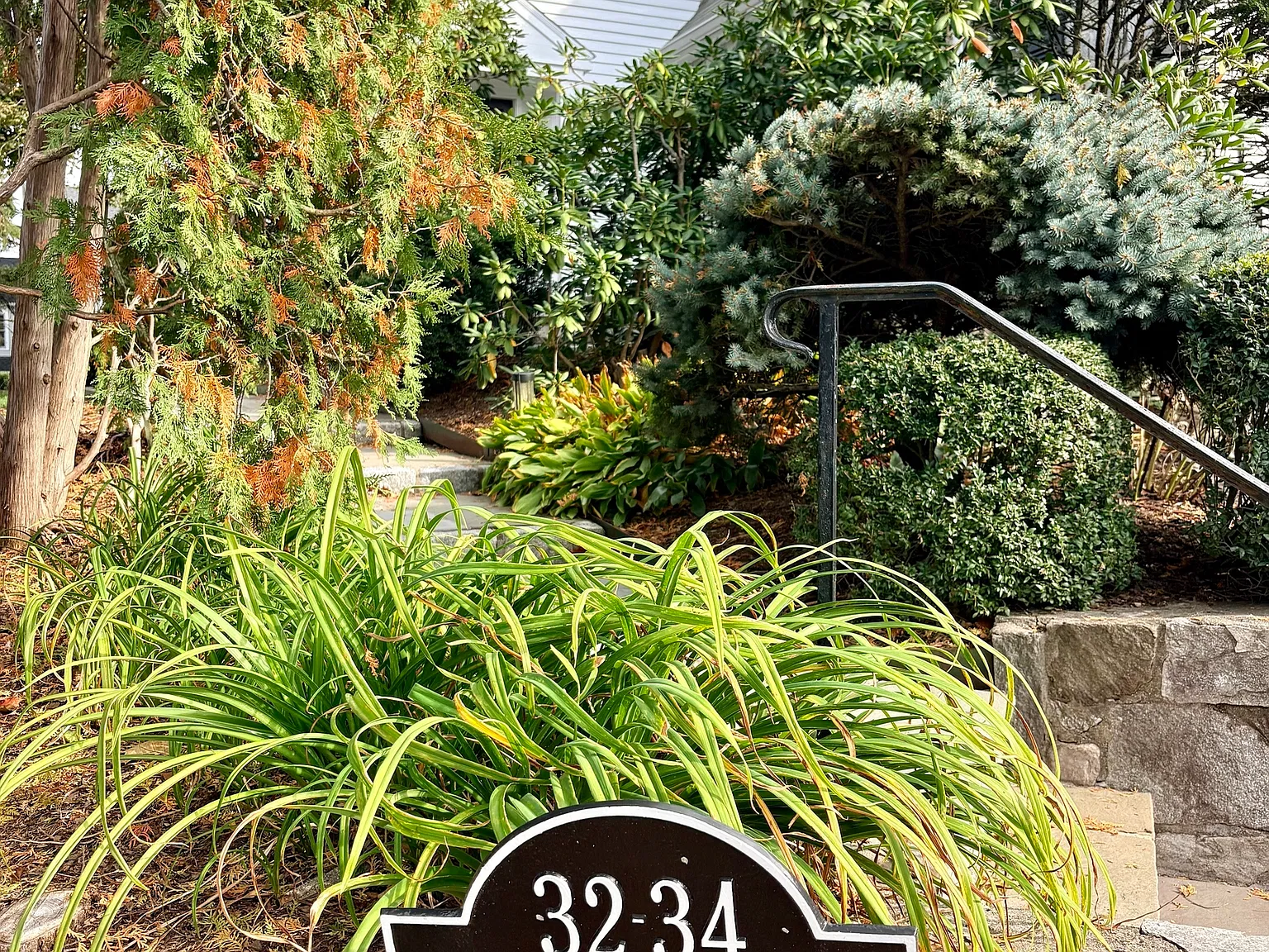 4 bed, 3.0 bath, 2012 sqft, $7,250 — Photo 4