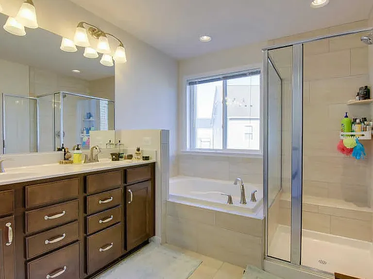517 Pebblebrook Ln — Photo 14