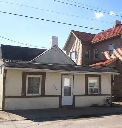 830 Vine St photo 1