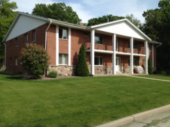202 - 104th, 2006 S 104th St APT 8, West Allis, WI 53227