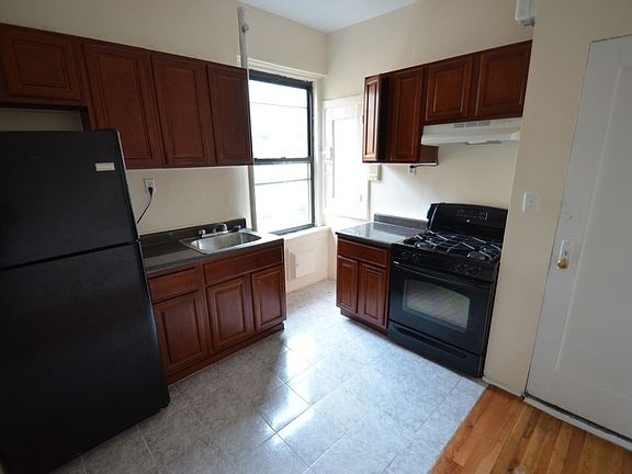 5th image of 537 W 150th St APT 54