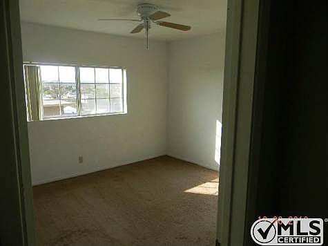 4th image of 1466 Mariposa St