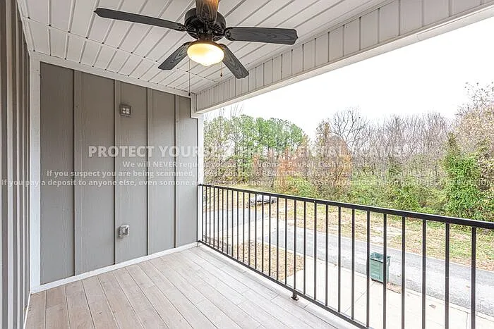 1374 N Corsica Dr — Photo 16