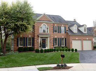 13239 Maplecrest Dr, Potomac, MD 20854