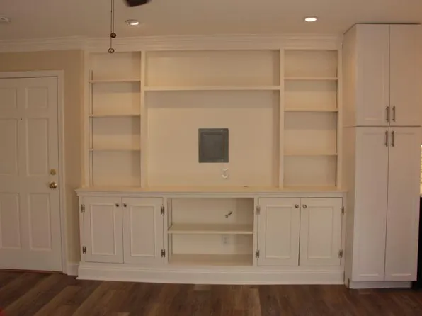 720 N Monroe St APT 5, Arlington, VA 22201