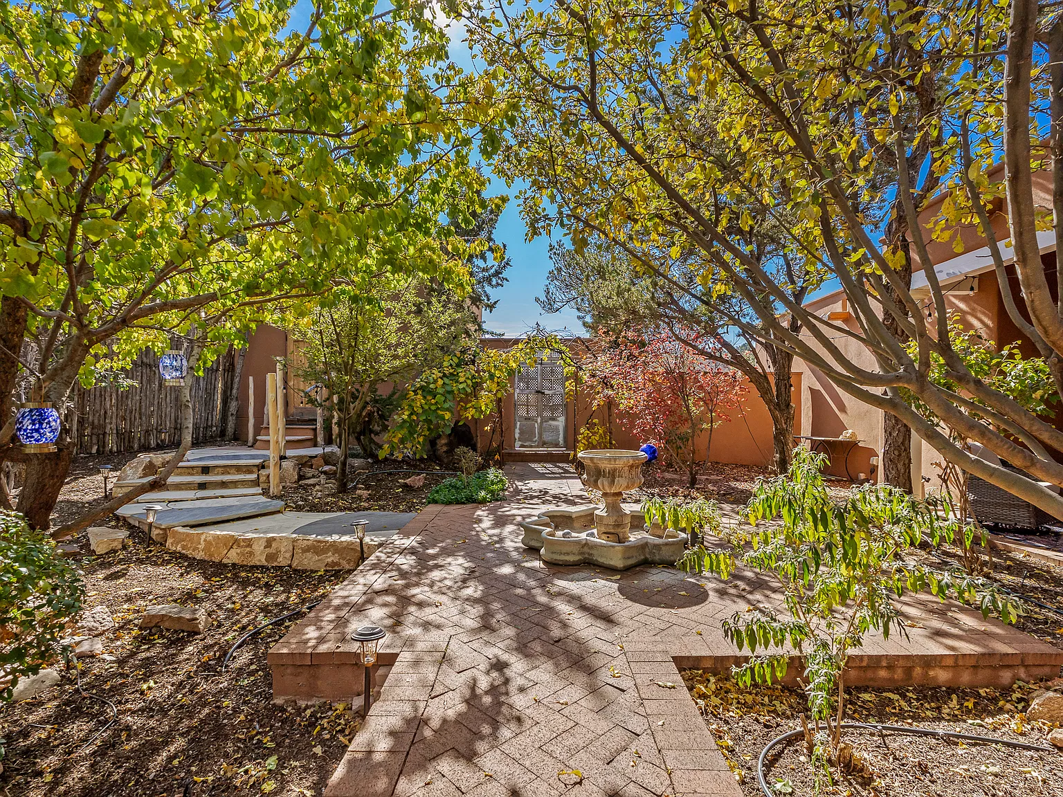 6 bed, 4550 sqft, $8,000 — Photo 4