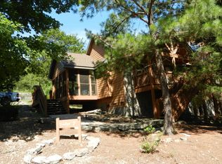 102 Lost Creek Cir, Reeds Spring, MO 65737