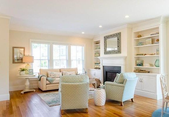 3rd image of 19 Saw Mill Cir #19