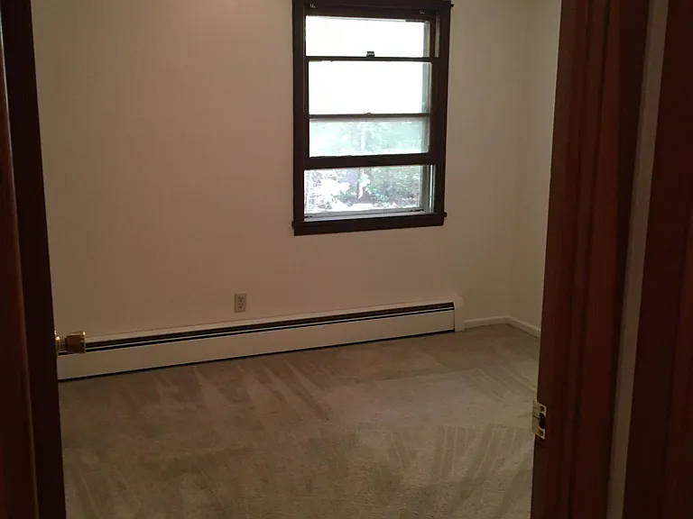 93 Woodin Rd — Photo 7