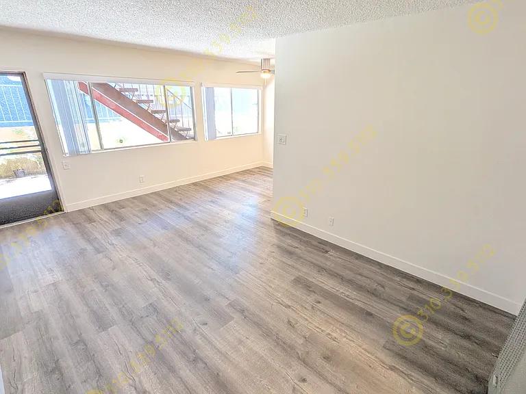 3658 Dunn Dr — Photo 5