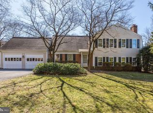 3 Turnham Ln, Gaithersburg, MD 20878