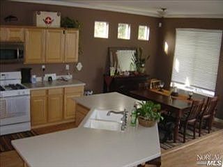 3rd image of 623 Yerba Buena Way
