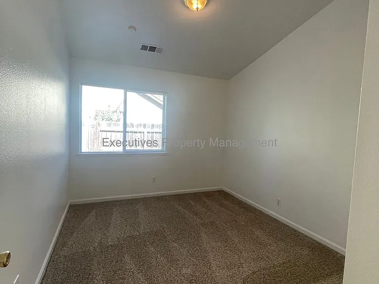 1449 Quiet Ct — Photo 14
