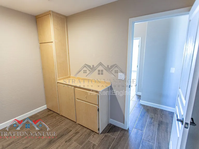 38414 N 12th St — Photo 48