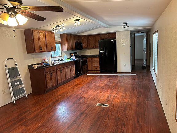 3rd image of 19056 Rocky Ln