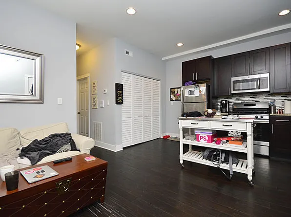 939 N. Ashland Ave., 939 N Ashland Ave APT 2R, Chicago, IL 60622