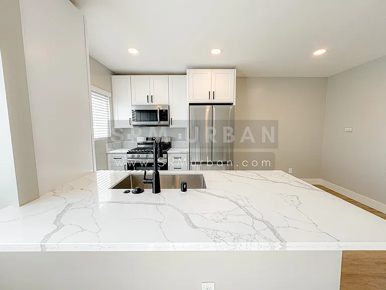 4020 Cherokee Ave #8 — Photo 3