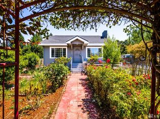 9628 25th Ave SW, Seattle, WA 98106